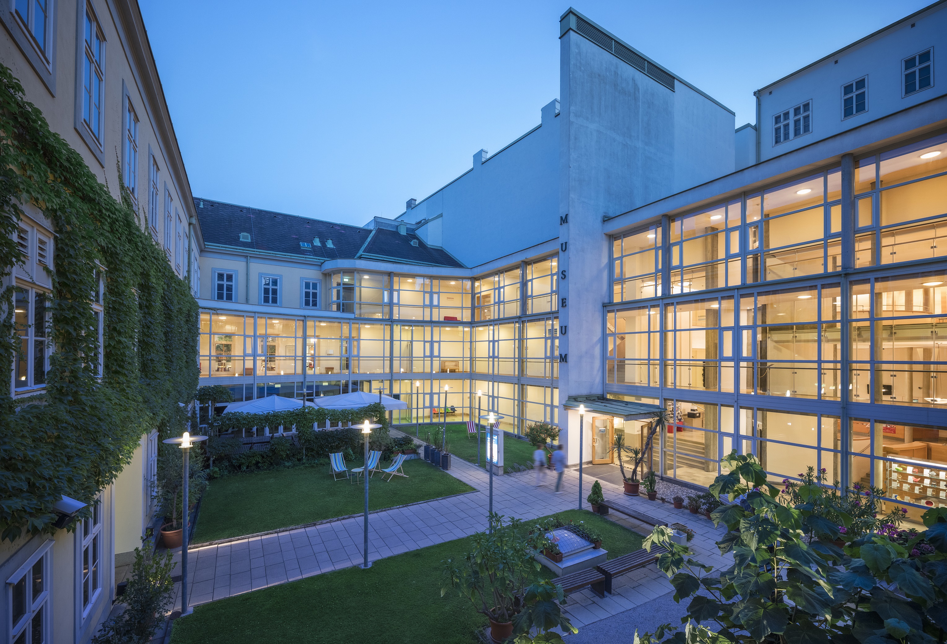 Photos Schönbrunn Group